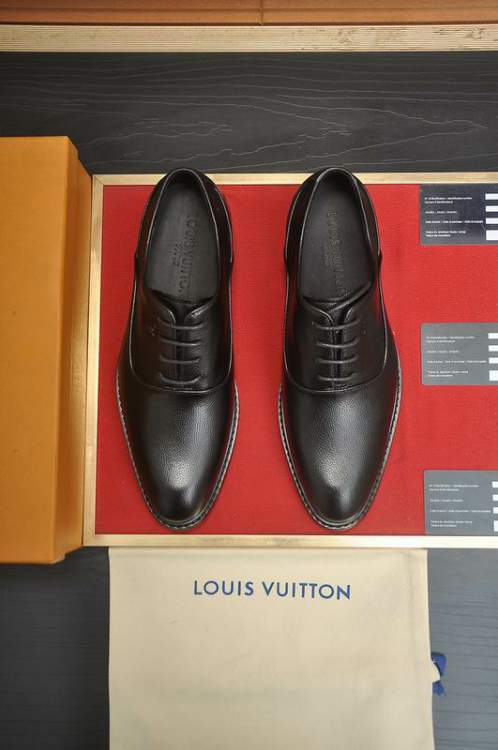 Picture of Louis Vuitton Shoes _SKULVsz39-45hnq015114785